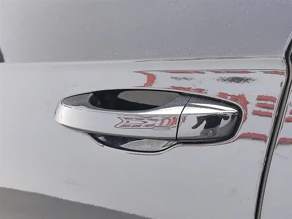 Volkswagen Touareg New Energy 2021 eHybrid фото 18