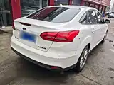 Фото 7 - Ford Focus