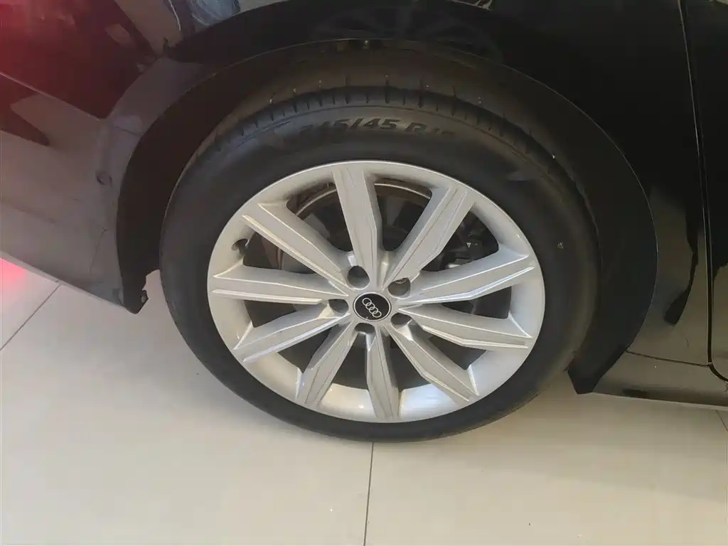 Audi A6L 2024 45 TFSI Premium Dynamic фото 26
