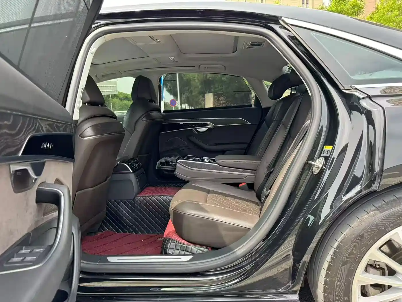 Audi A8 2021 A8L 50 TFSI quattro Comfort фото 5
