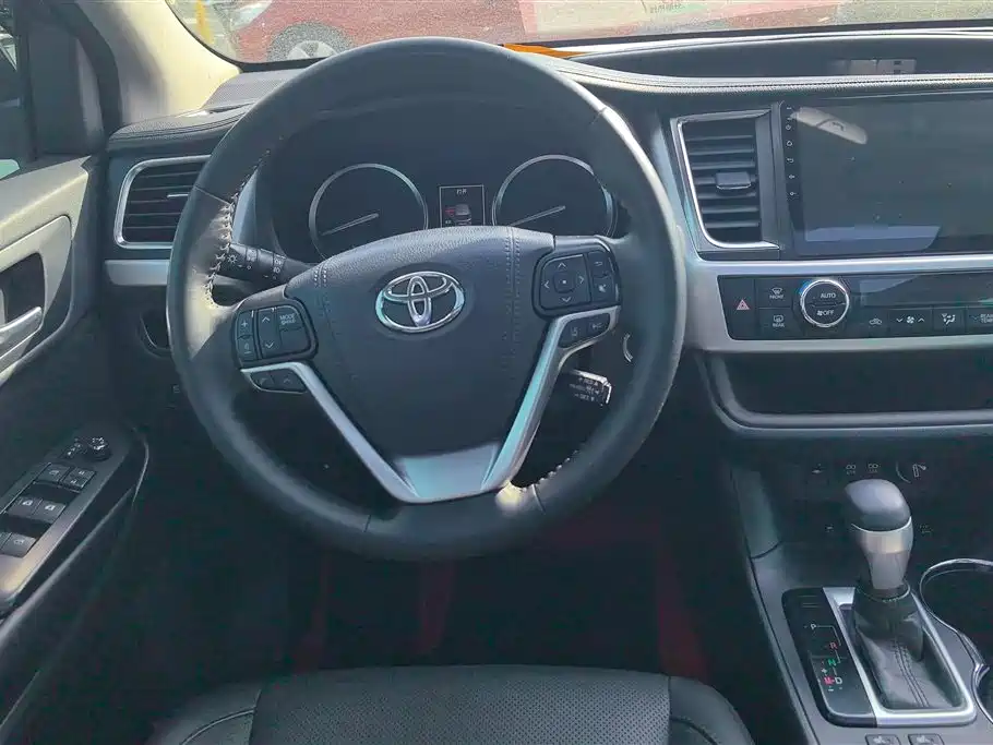 Toyota Highlander 2018 2.0T 4WD Luxury 7-seater (China V) фото 15