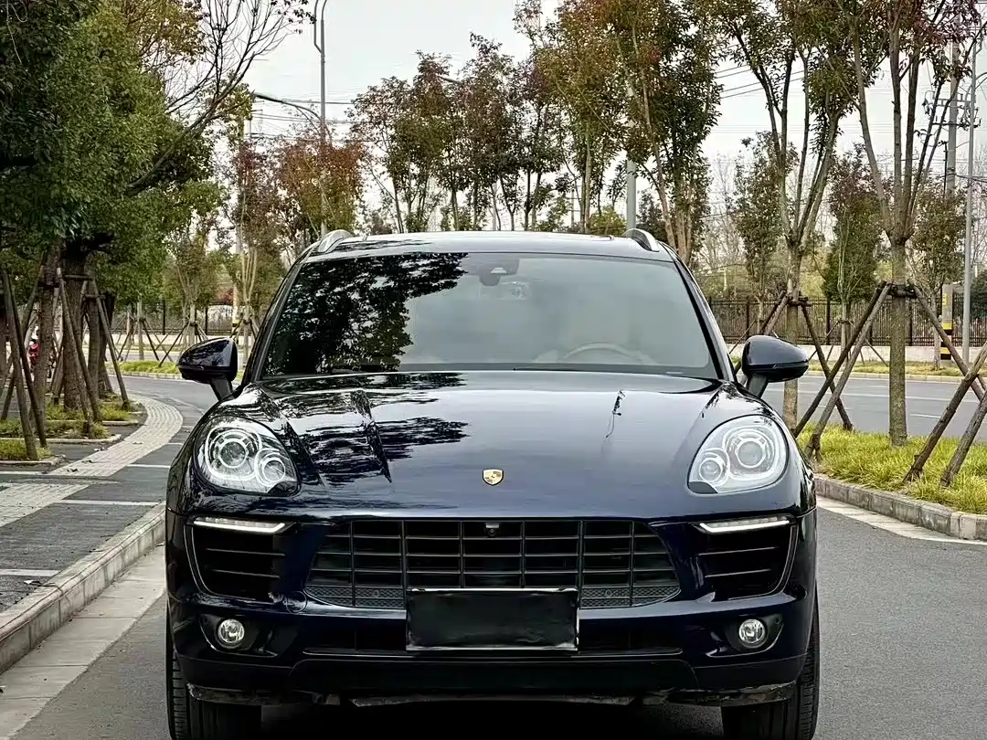 Porsche Macan 2017 Macan 2.0T фото 2