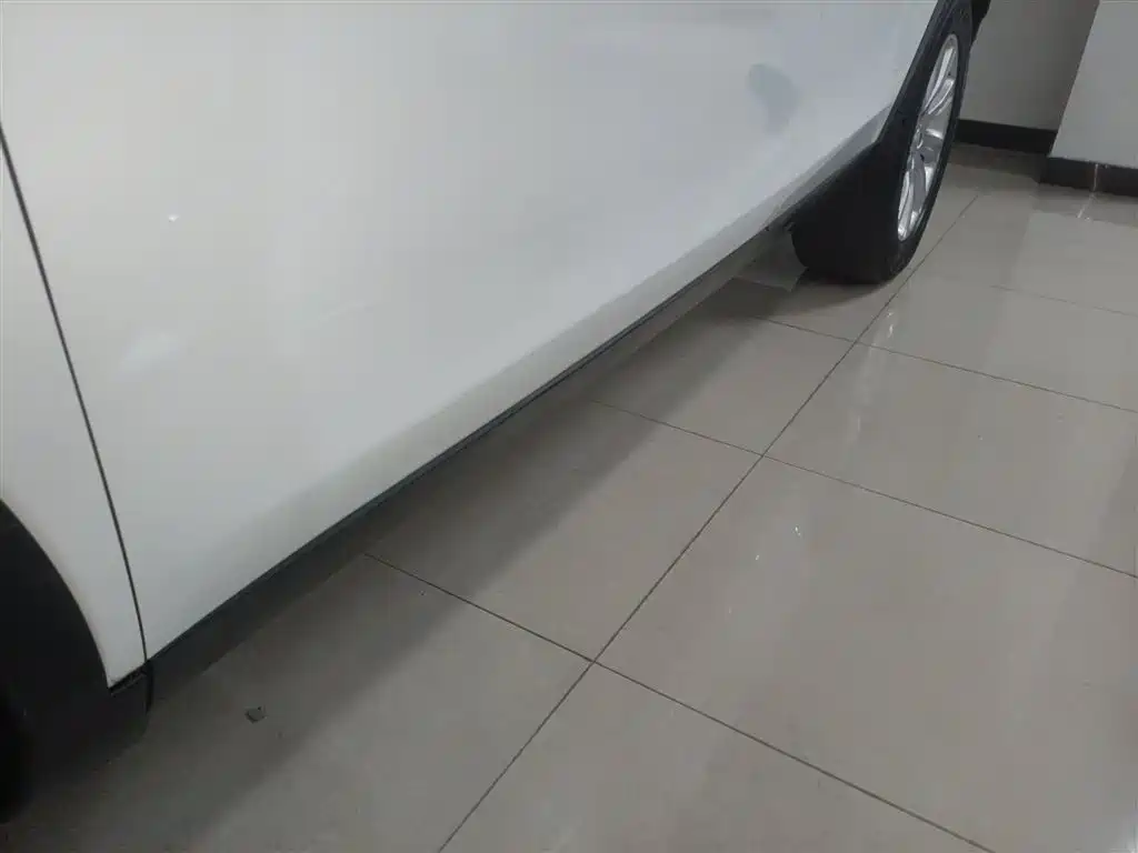 Land Rover Discovery Sport 2018 240PS SE Edition фото 21