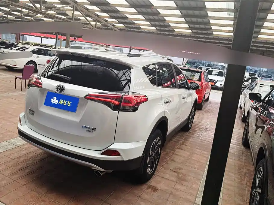 Toyota RAV4 Rongfang 2018 2.5L Automatic 4WD Elite i Edition фото 3