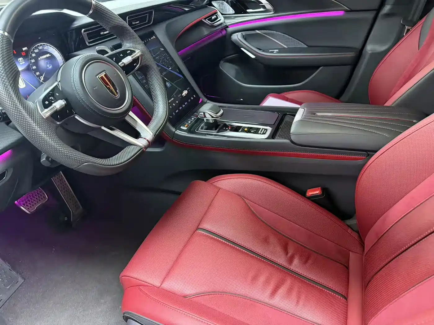 Hongqi H6 2024 Model 2.0T Fashion Edition фото 5