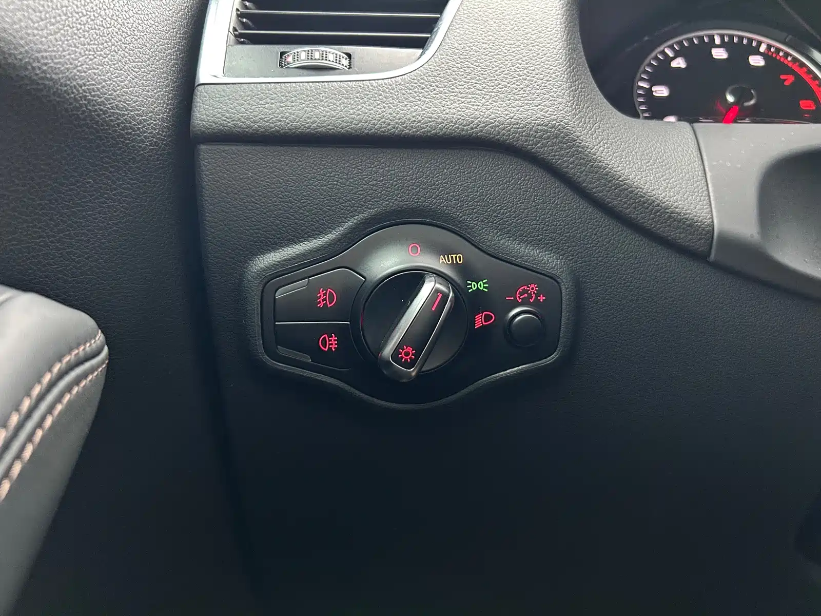 Фото 14 - Audi Q5