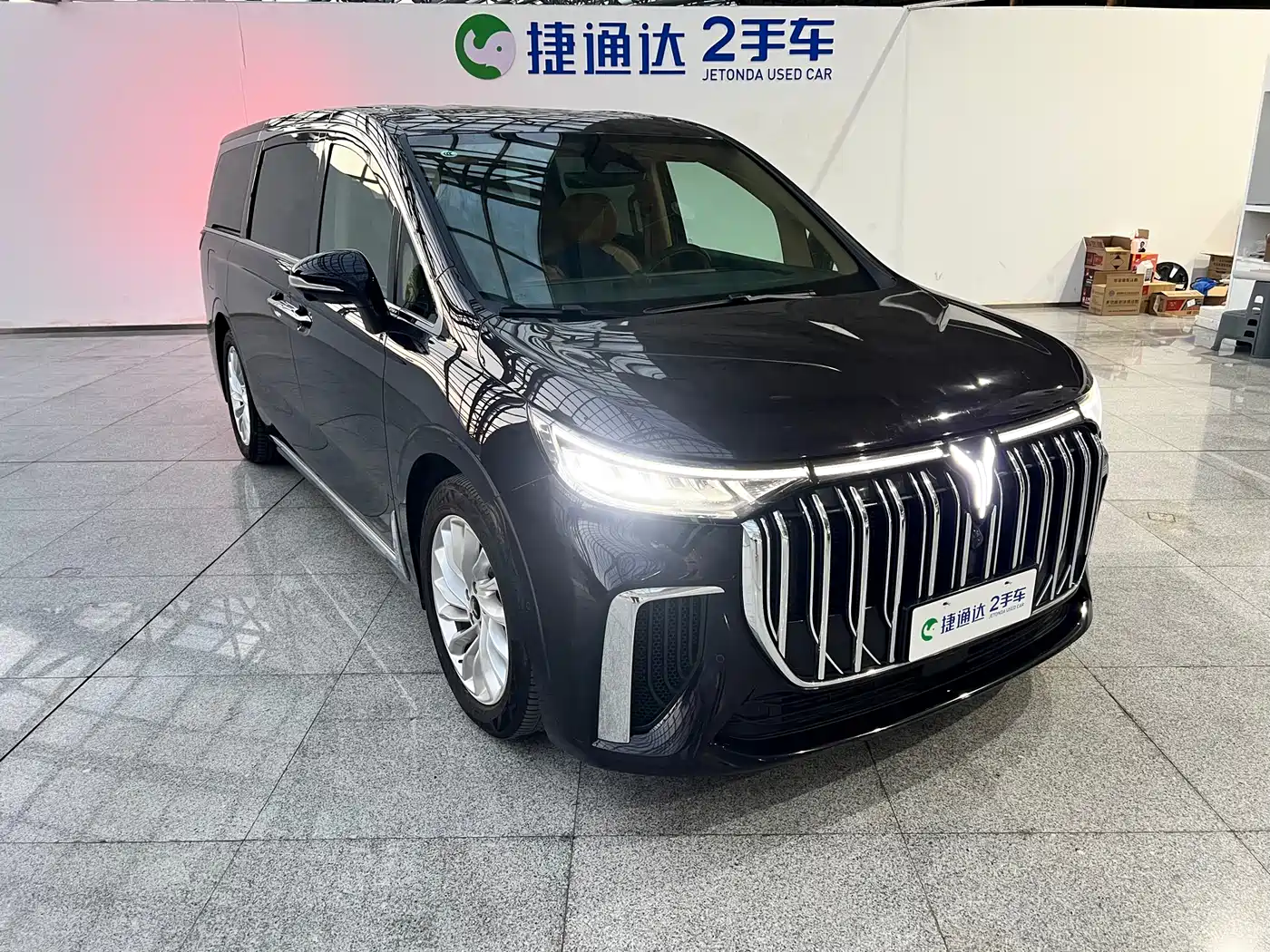 Voyah Auto Voyah Dreamer 2024 PHEV Extended Range Premium Edition фото 7