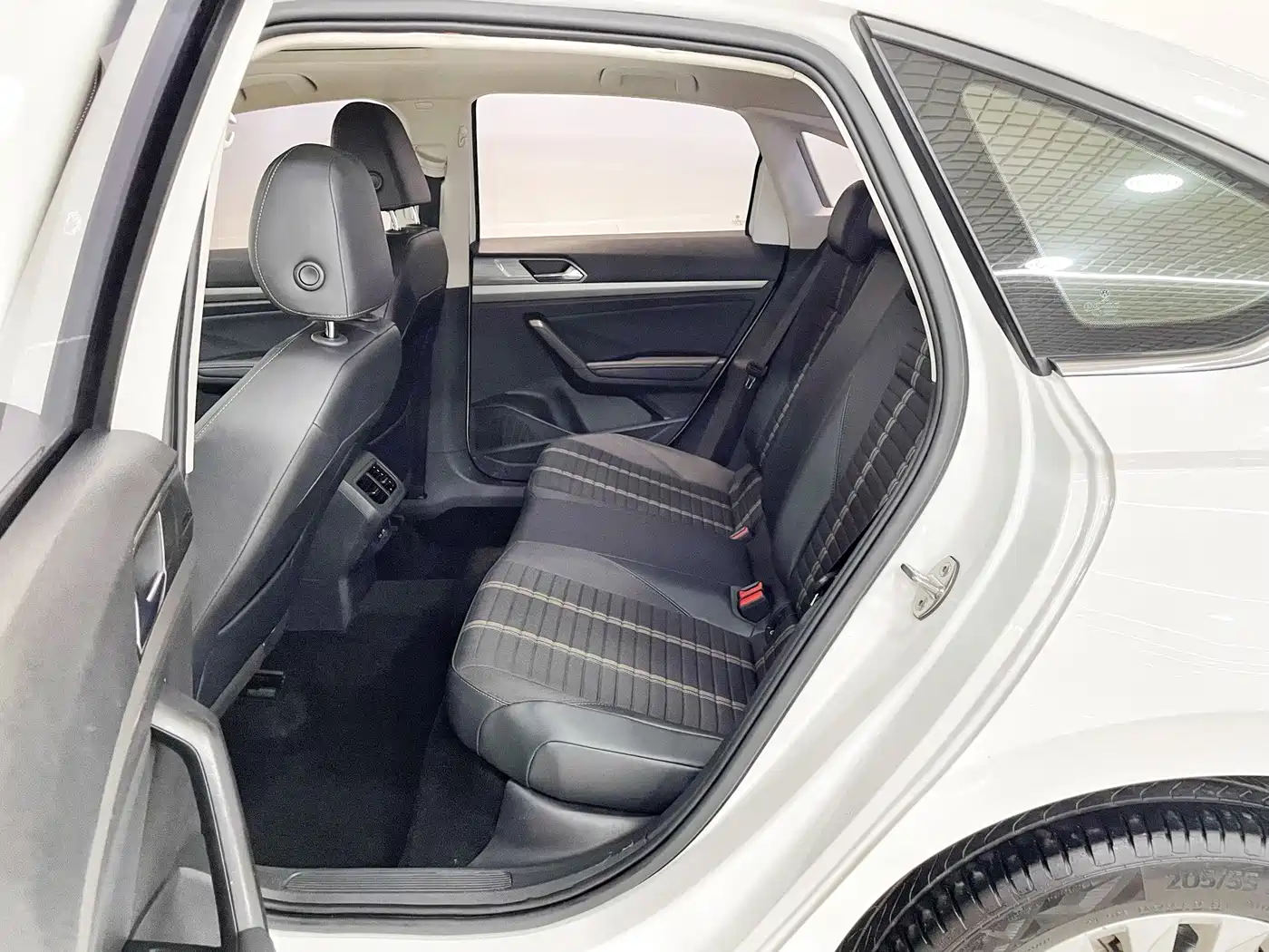 Volkswagen Lavida, миниатюра 16