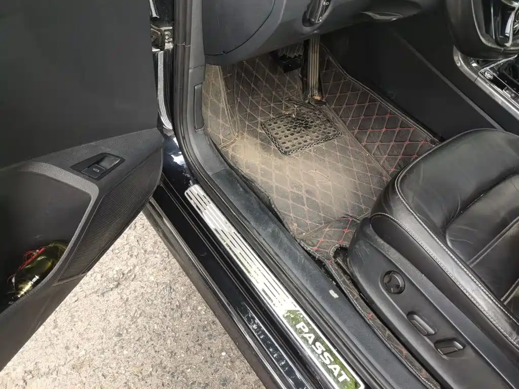 Фото 12 - Volkswagen Passat