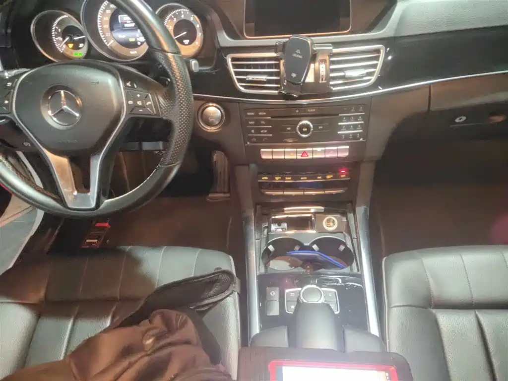 Mercedes-Benz E-Class 2015 Facelift E 200 L Sport фото 14