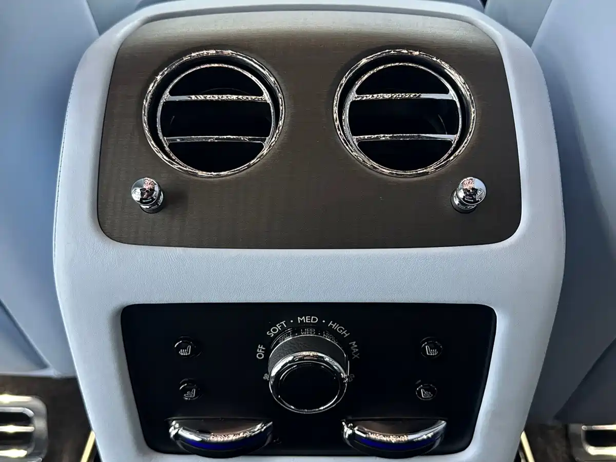 Фото 19 - Rolls-Royce Ghost