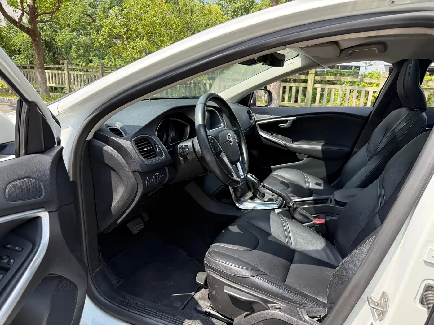 Volvo V40 2014 2015 1.6T Smart Comfort Edition