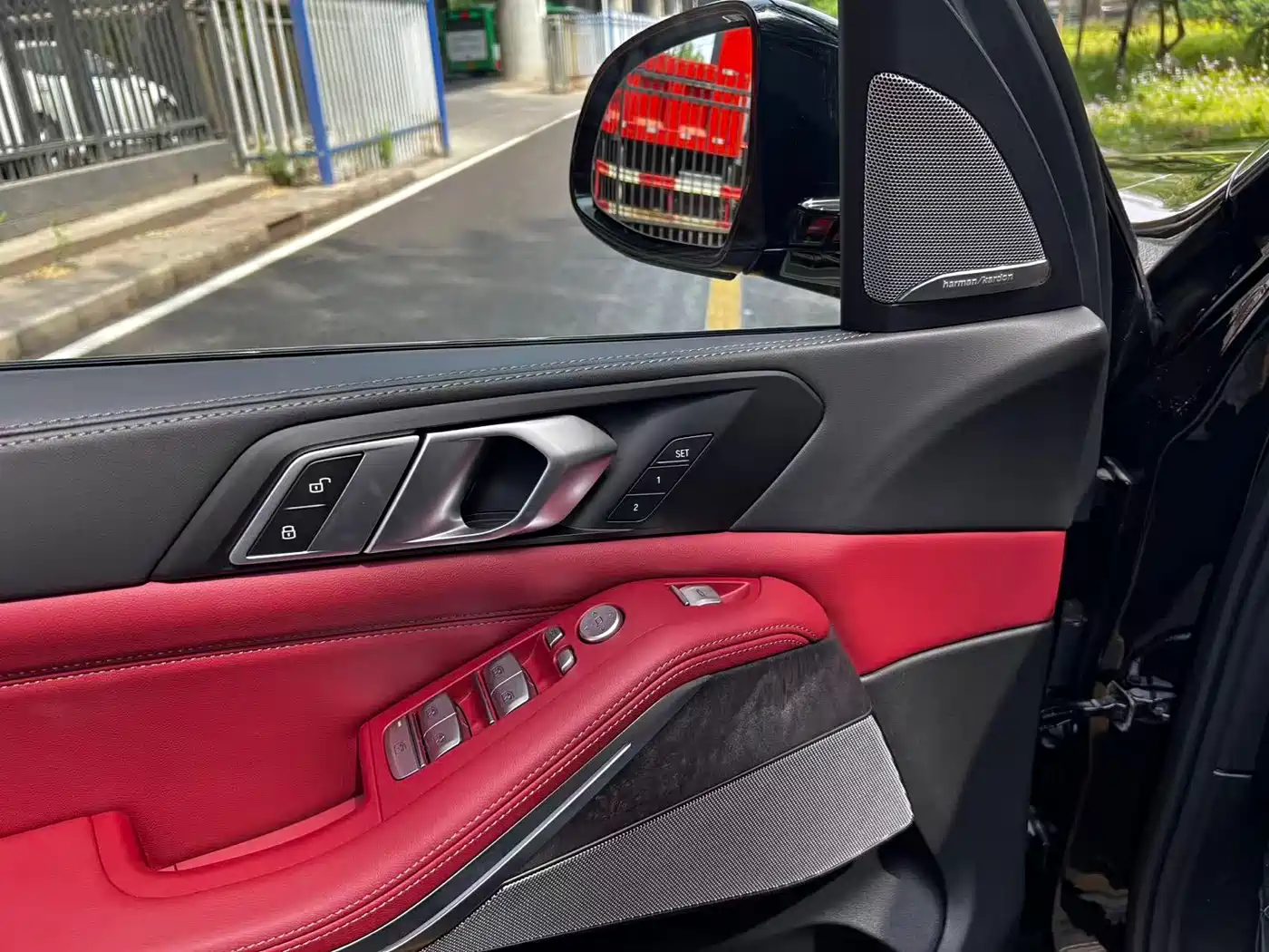 BMW X5 2026 xDrive 30Li Luxury M Sport Night Edition Package фото 3