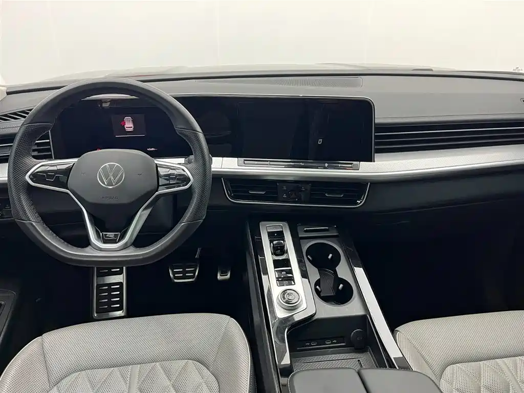 Volkswagen Talagon 2023 380TSI 4WD R-Line Touring Edition фото 4