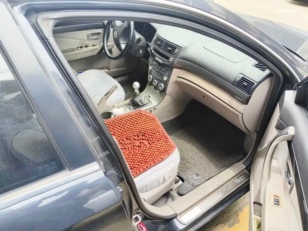 Besturn B70 2008 2007 2.0L Manual Comfort