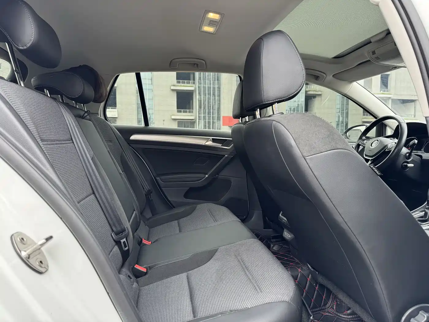 Volkswagen Golf 2020 280TSI DSG Comfort фото 15