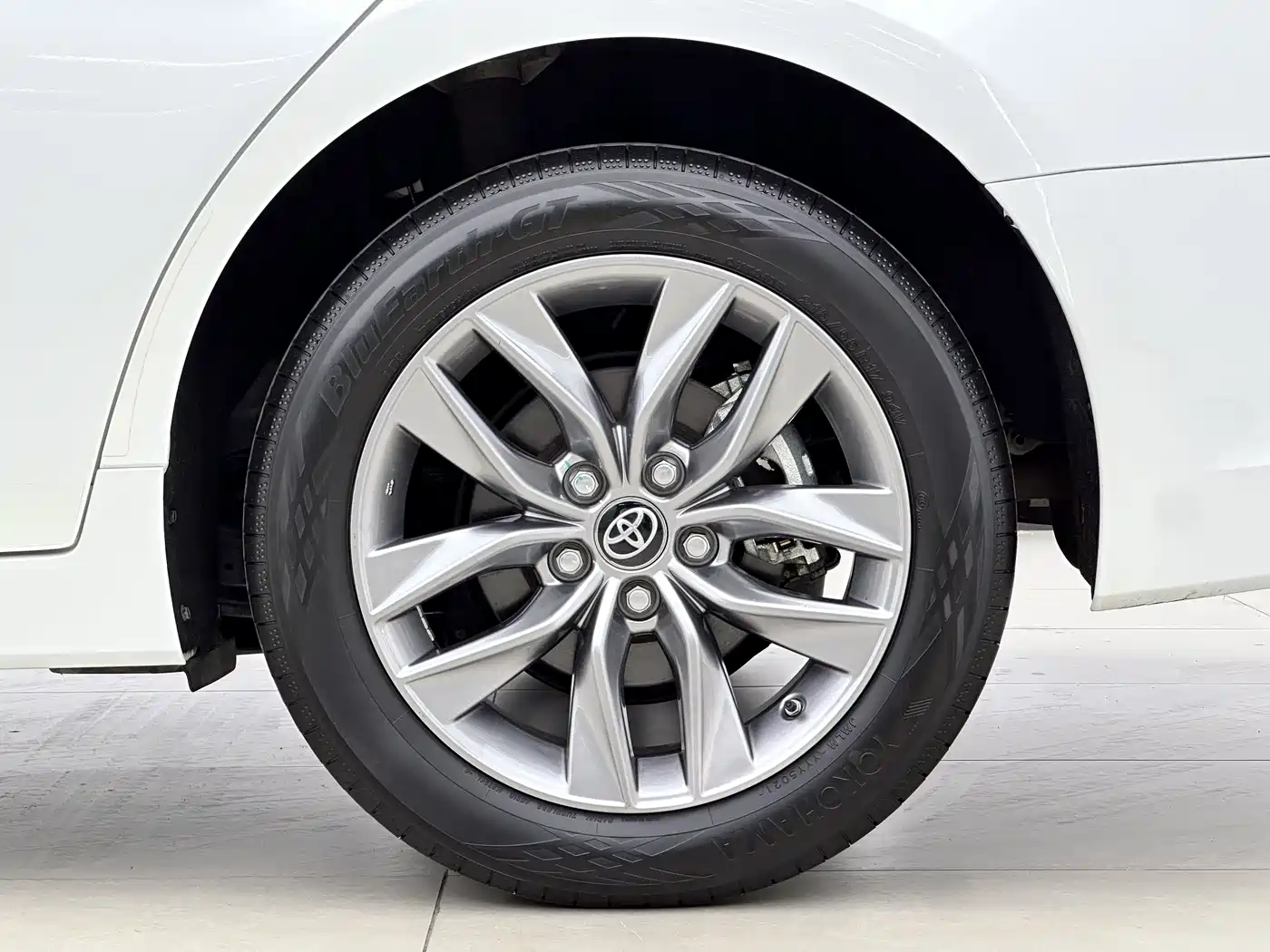Toyota Avalon 2019 2.0L Progressive Edition (China VI) фото 12