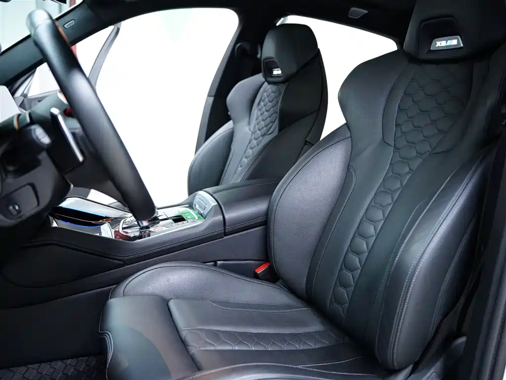BMW X6 M 2022 X6 M фото 19