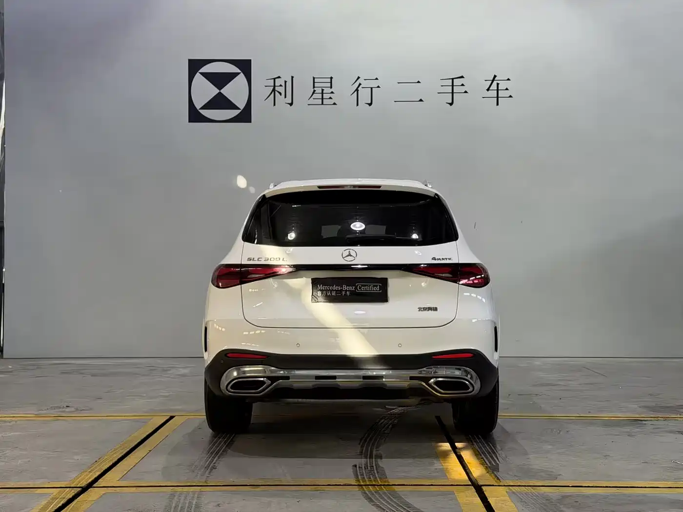 Mercedes-Benz GLC 2023 GLC 300 L 4MATIC Sport 5-Seater фото 15