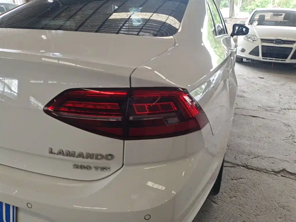 Volkswagen Lamando 2021 Facelift 280TSI DSG Comfort Edition фото 8