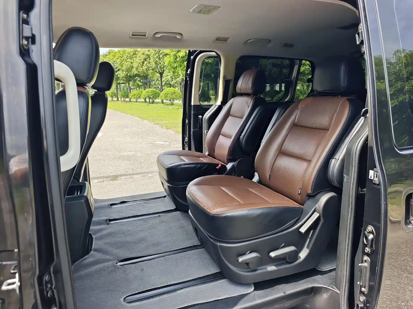 Dongfeng Fengxing Fengxing CM7 2016 2016 2.0T Automatic Luxury