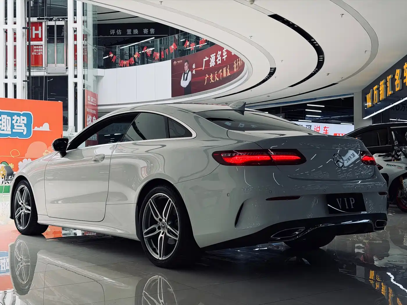 Mercedes-Benz E-Class (Import) 2019 E 200 Coupe фото 11