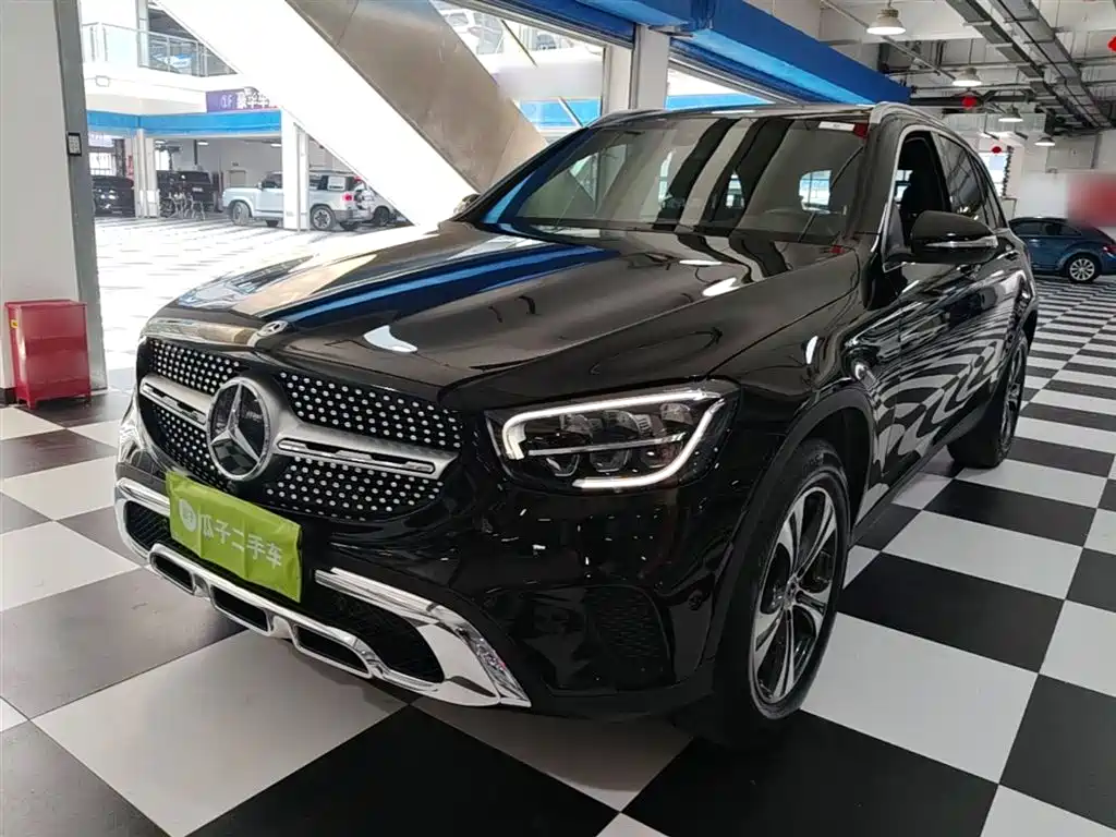 Mercedes-Benz GLC 2020 Facelift GLC 260 L 4MATIC Dynamic фото 2