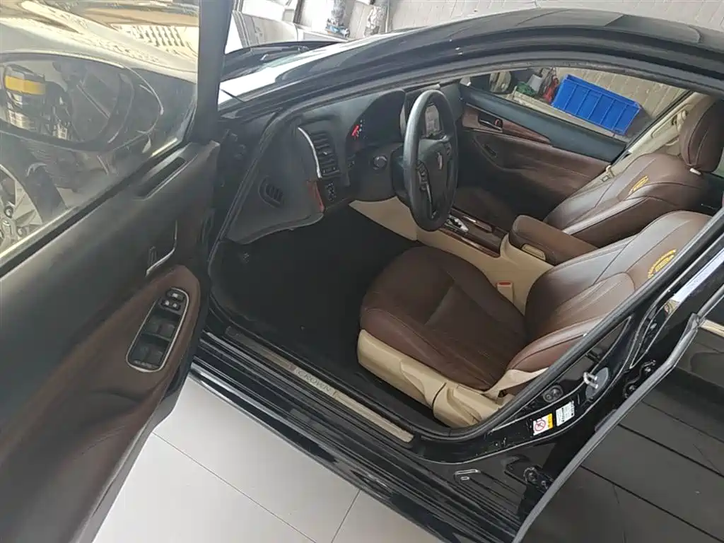 Toyota Crown 2015 2.0T Pioneer фото 15