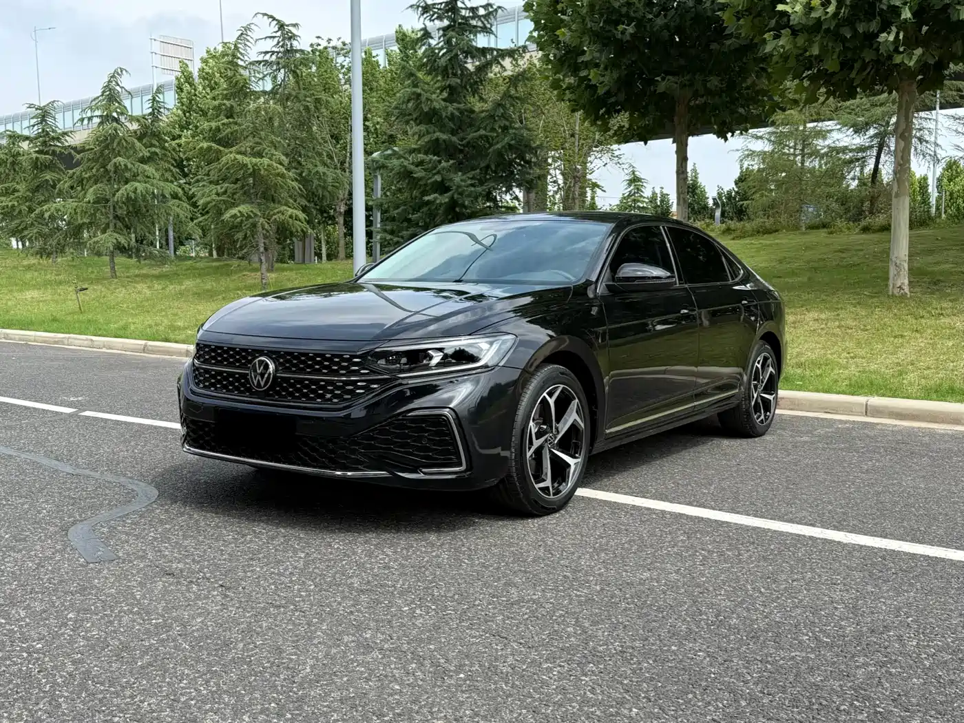 Volkswagen Passat 2024 330TSI Starlight Elite Edition