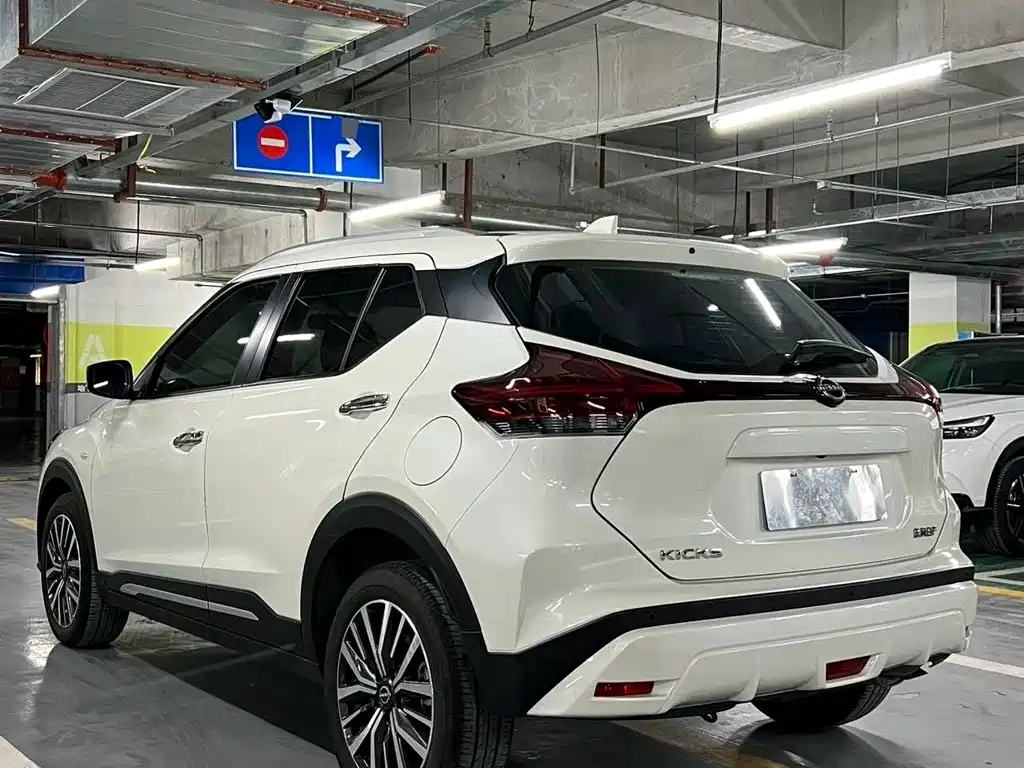 Nissan Kicks 2025 2023 Model Spirited 1.5L Dynamic Fashion Edition