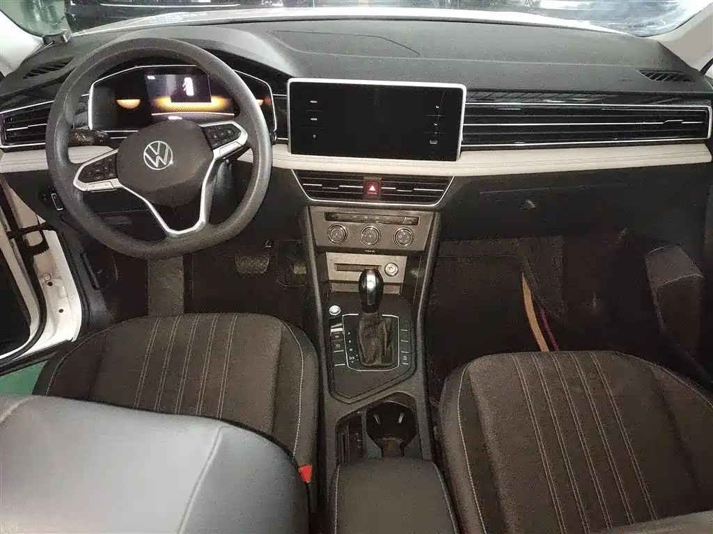 Volkswagen Tiguan L 2022 330TSI Automatic 2WD Comfort Edition фото 15