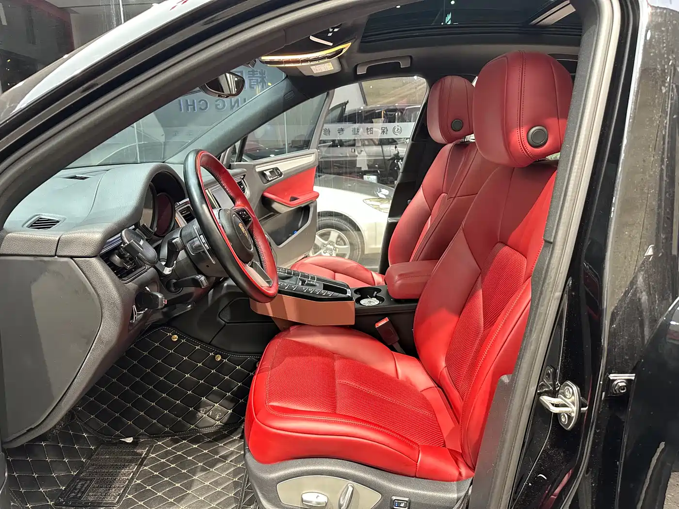 Porsche Macan 2014 Macan S 3.0T фото 11