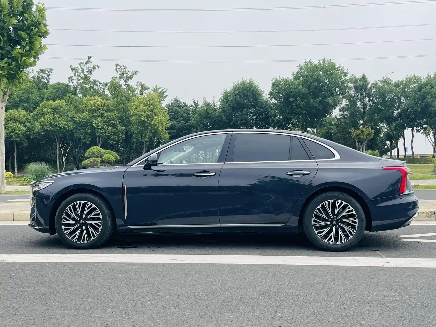 Hongqi H5 2023 2.0T Auto Smart Connect Flagship фото 4