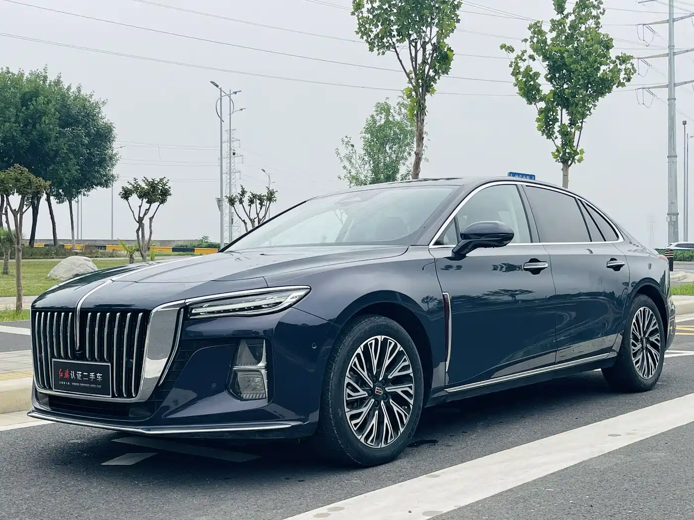 Hongqi H5 2023 2.0T Auto Smart Connect Flagship