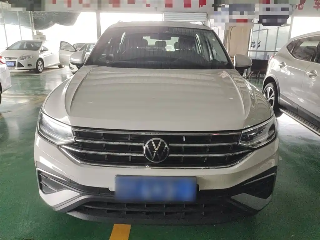 Volkswagen Tiguan L 2022 330TSI Automatic 2WD Comfort Edition фото 8