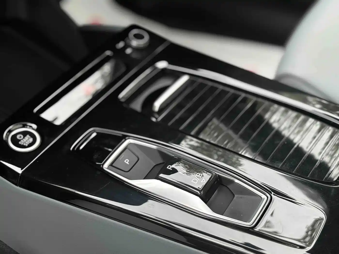 Audi Q6L e-tron 2025 2025 Model Pioneer Edition