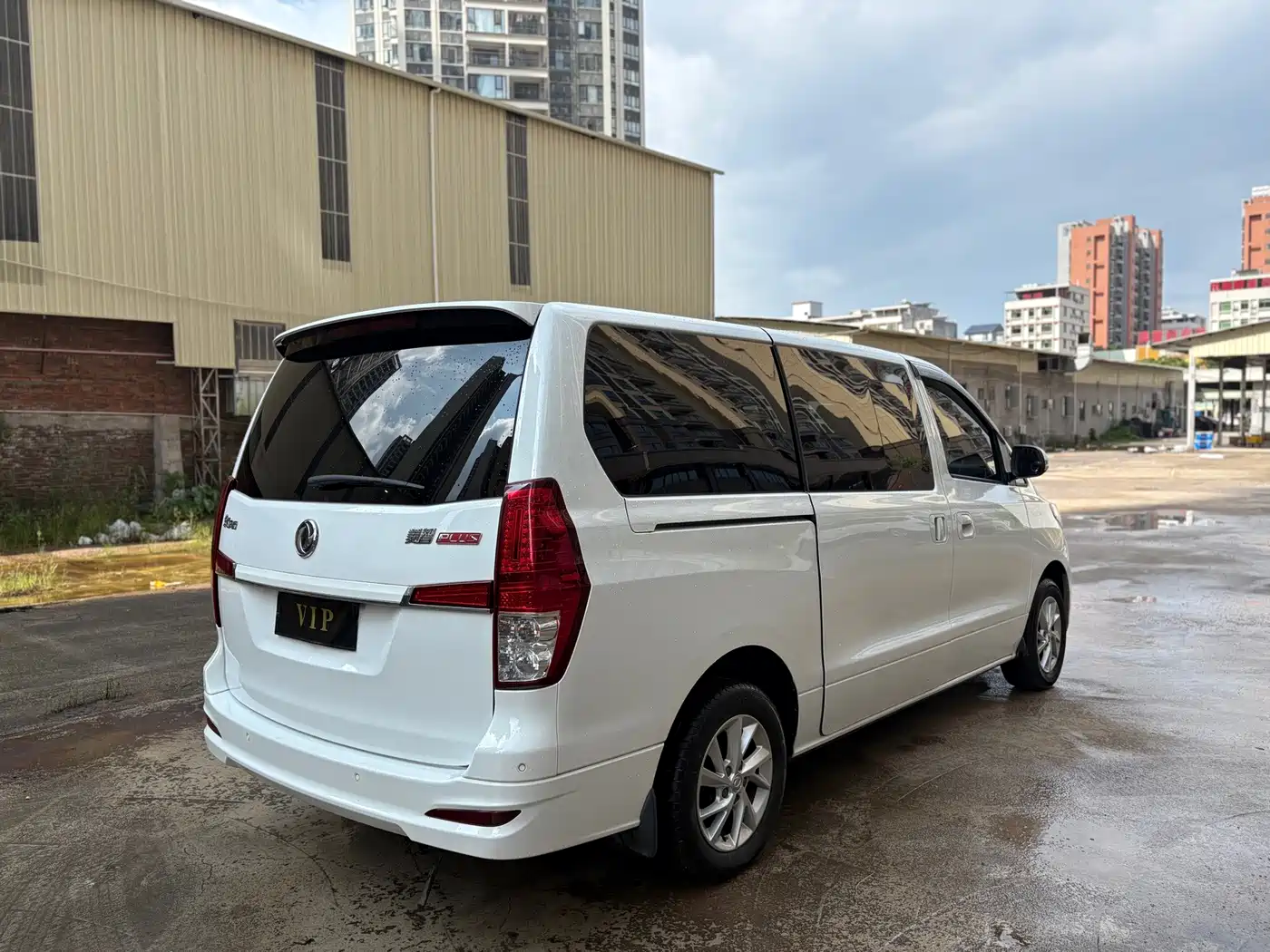 Фото 6 - Dongfeng Fengxing Lingzhi PLUS