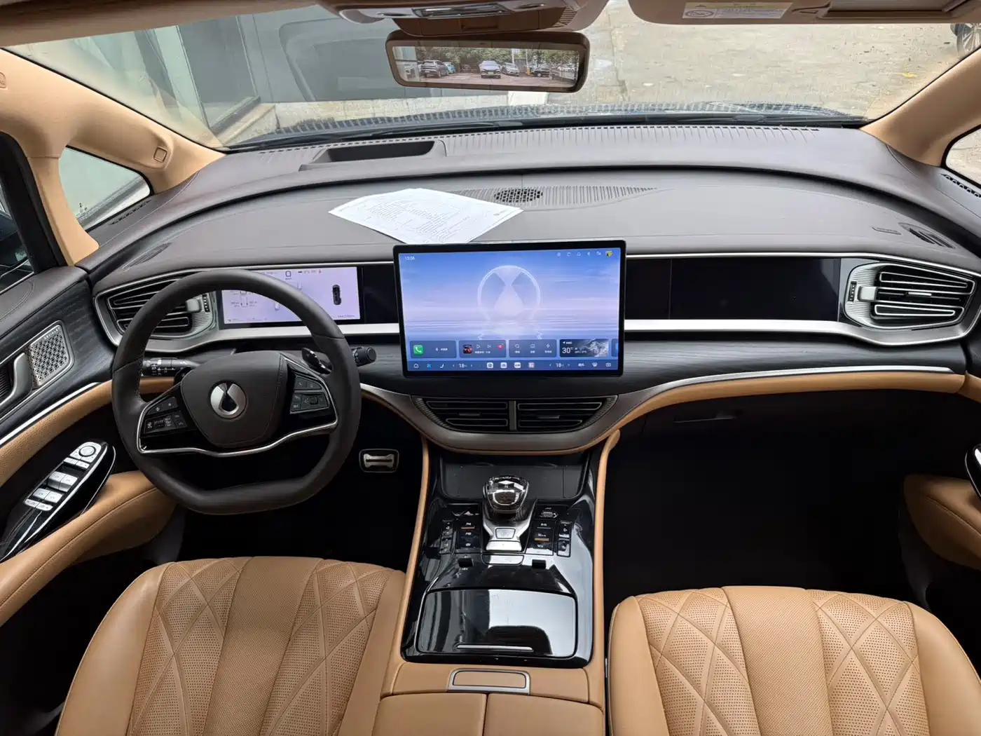 Denza D9 2025 2025 Model DM-i Smart Drive Edition 1020 AWD Flagship