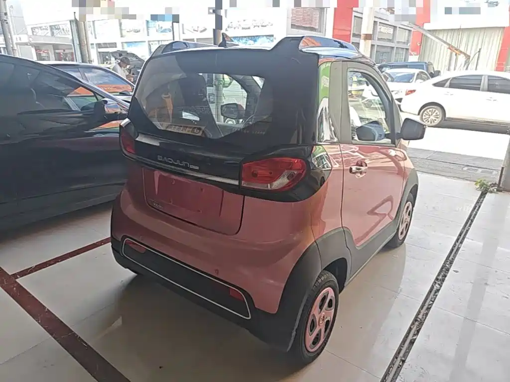 Фото 7 - Baojun E100