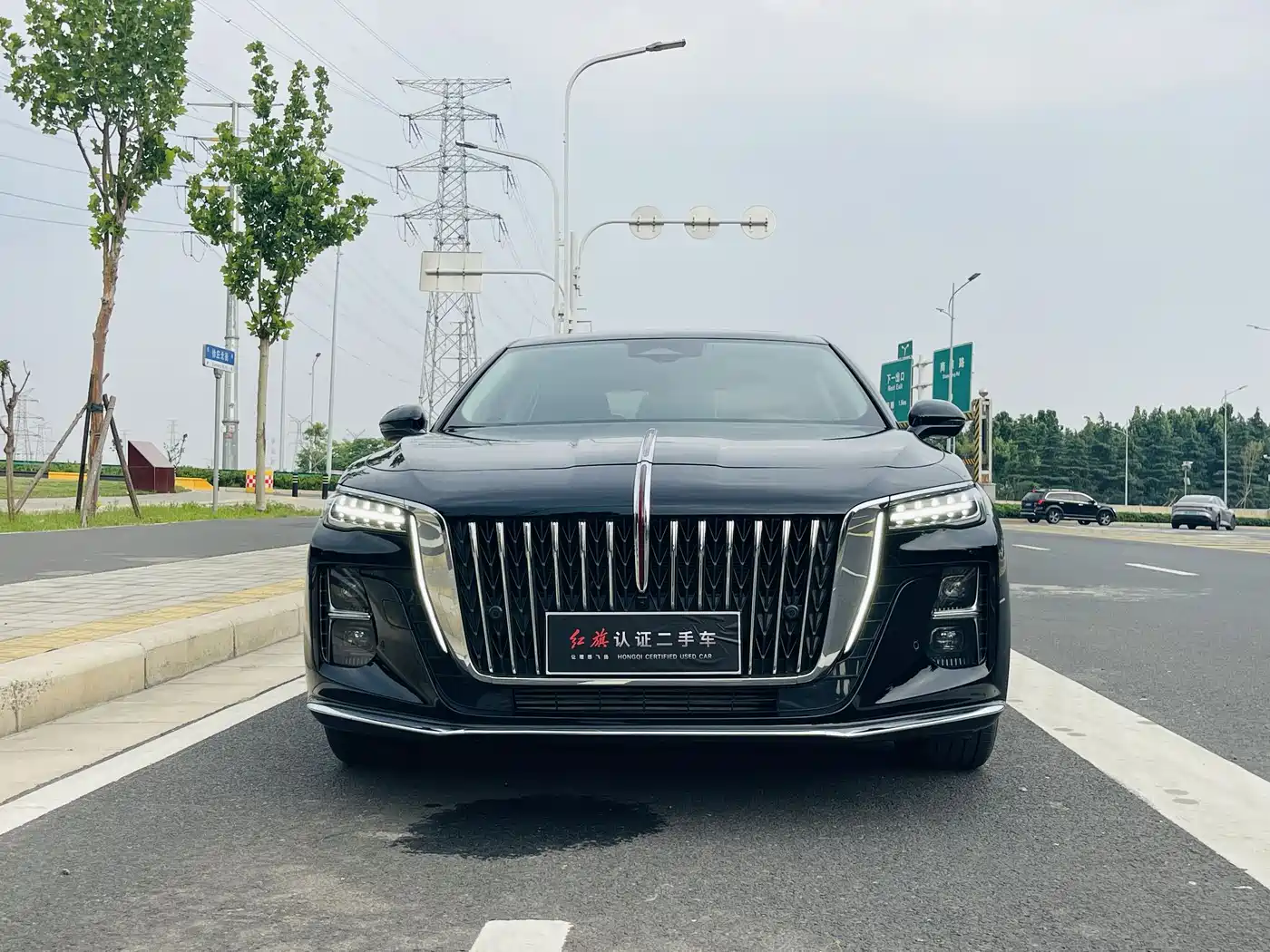 Hongqi H5 2024 2.0T Automatic Smart Connect Flag Smooth Edition фото 2