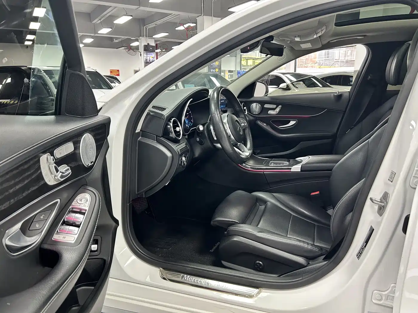 Mercedes-Benz C-Class 2021 C 260 L Sport Starry Exclusive Edition фото 4