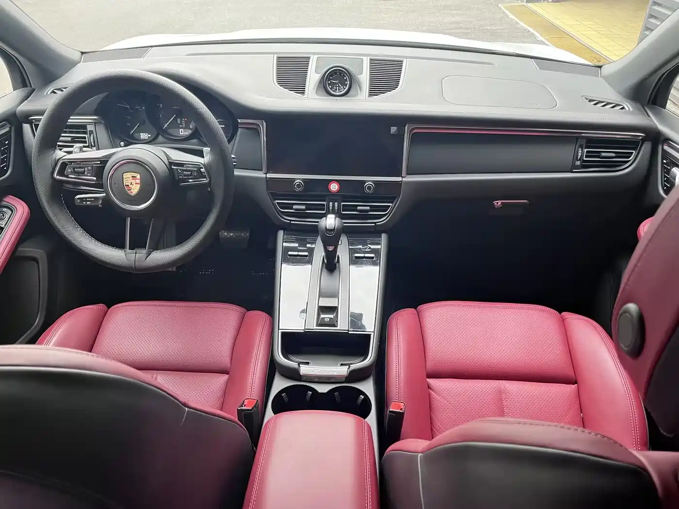 Porsche Macan 2024 Macan 2.0T фото 11