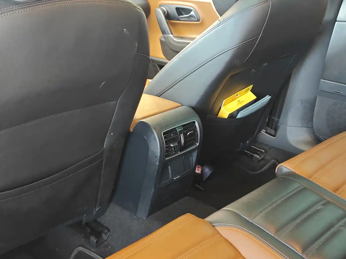 Volkswagen FAW-Volkswagen CC 2016 Model 1.8TSI Luxury фото 24