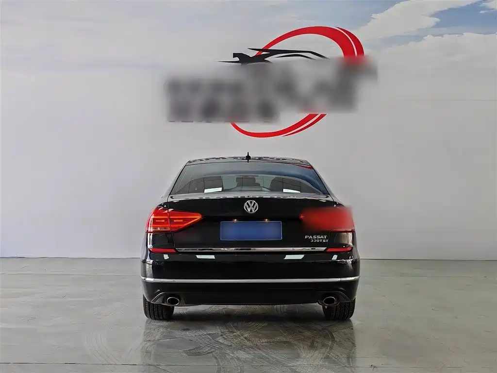 Volkswagen Passat 2017 330TSI DSG Prestige фото 7
