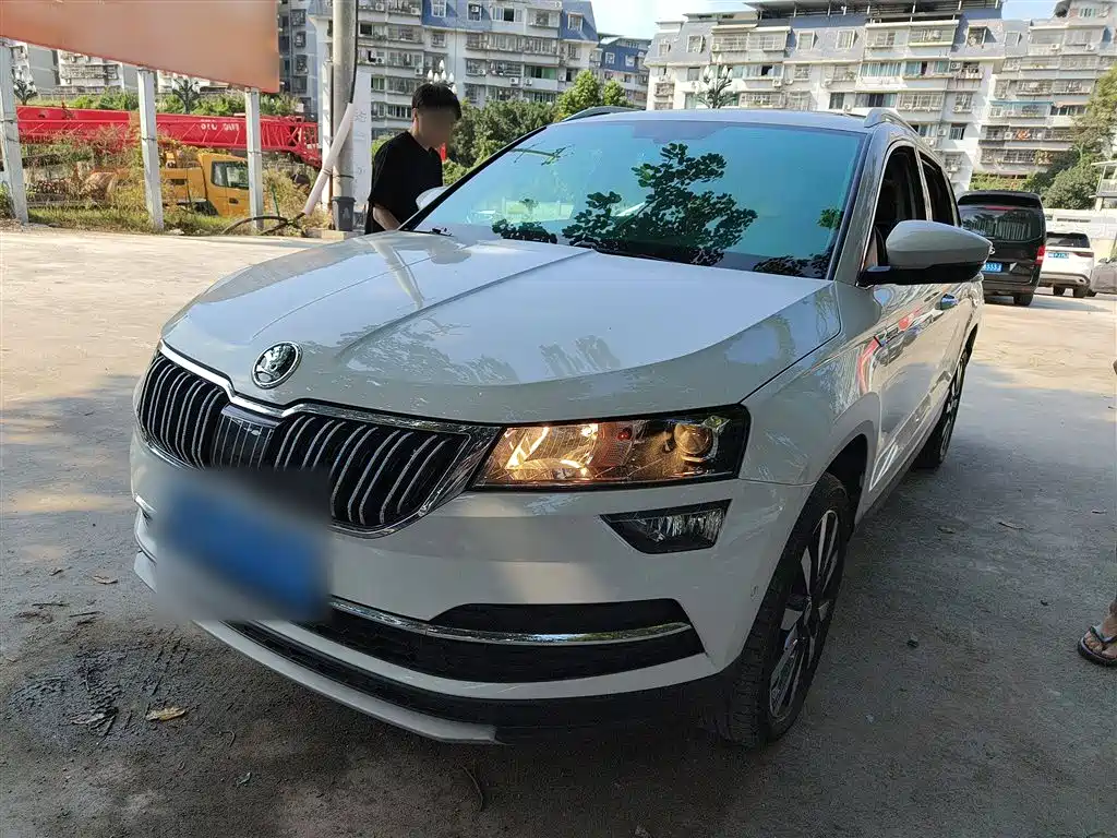Škoda Karoq 2019 TSI280 Smart Drive Luxury Edition China V