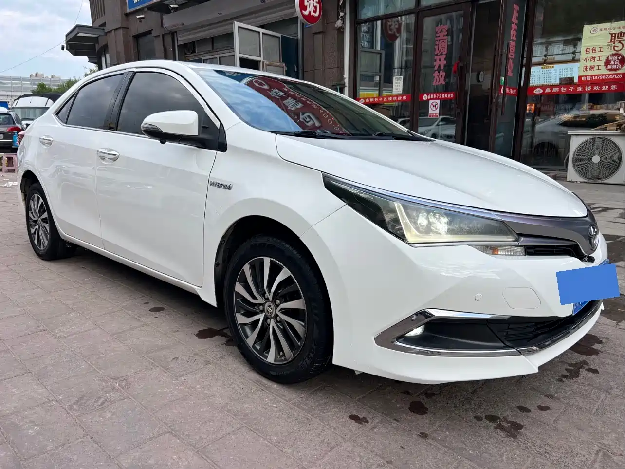 Фото 3 - Toyota Corolla