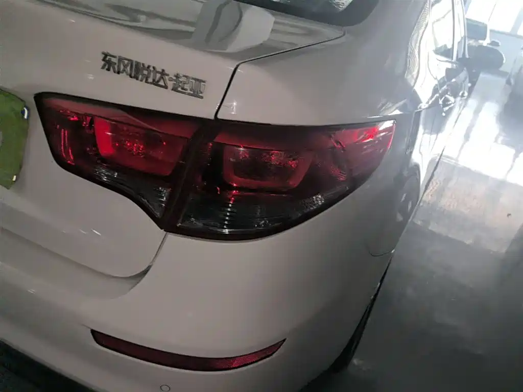 Kia K2 2015 Sedan 1.4L MT GLS фото 8