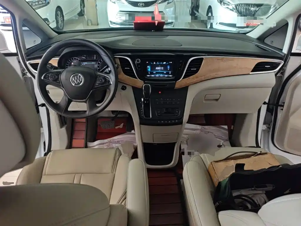Buick GL8 2017 ES 28T Comfort Type China V фото 10