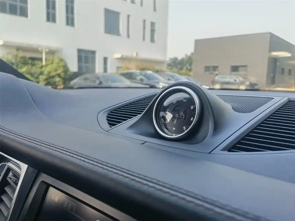 Porsche Macan 2014 Macan S 3.0T фото 13
