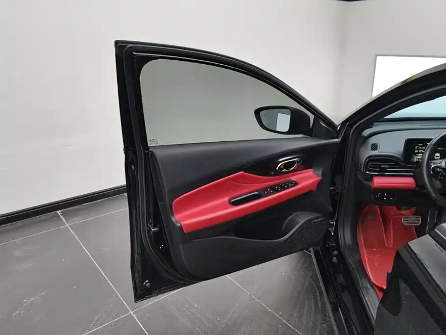 GAC Trumpchi Trumpchi Emkoo 2023 2021 270T DCT J16 Edition